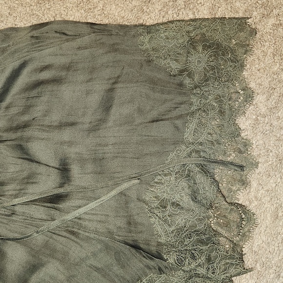 H & M Silky Green Lace Drawstring Shorts Size 10 - Picture 4 of 5
